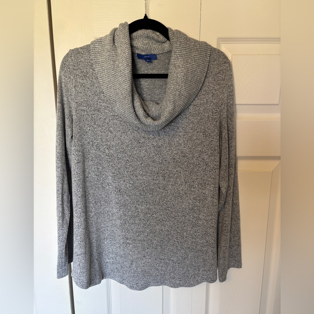 Apt. 9 Light Gray Cowl Neck Sweater